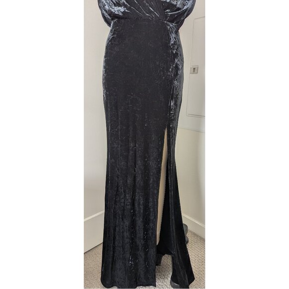 BCBGMAXAZRIA Black Crushed Velvet Evening Long Gown Size S - Picture 3 of 10